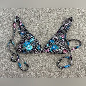 Xhilaration Floral‎ Bikini Top with Pink and Blue